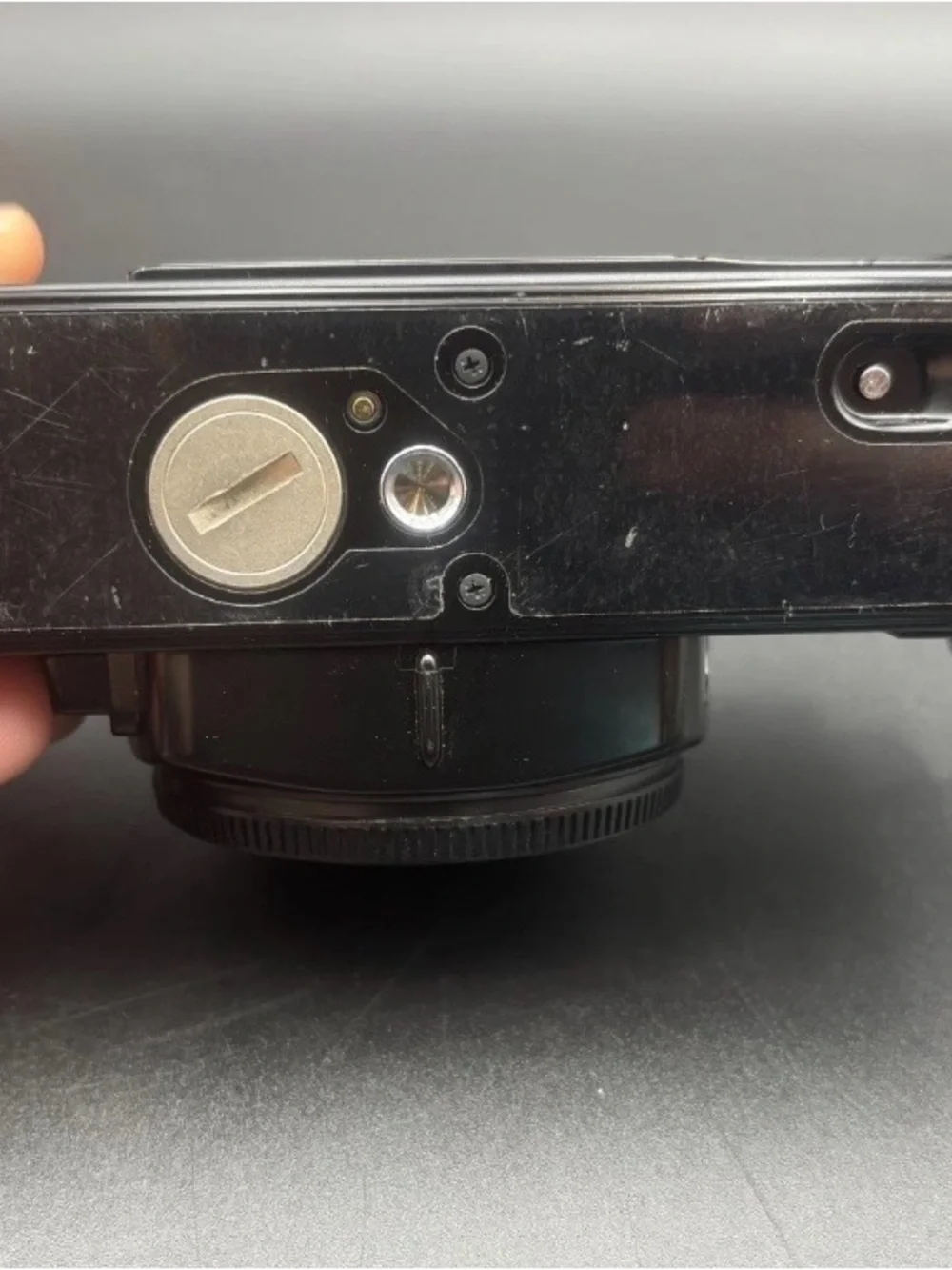 Minolta X-700 35mm SLR Film Camera Body